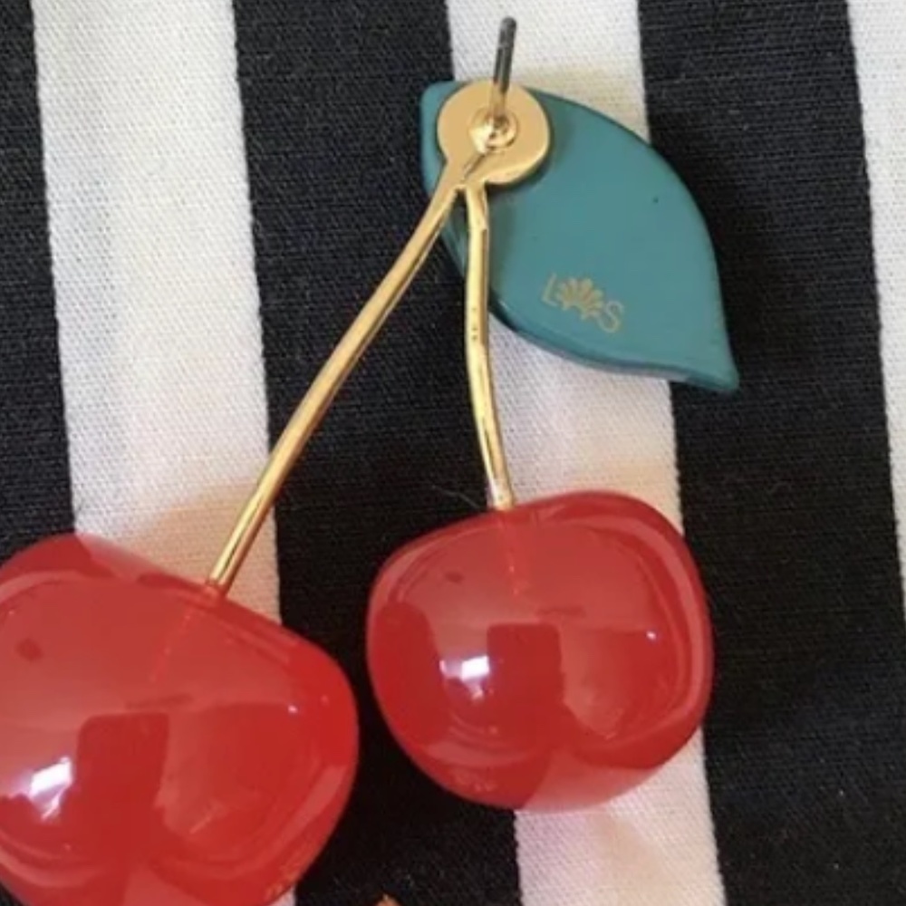 Lele sadoughi big cherry earrings - Picture 3 of 5